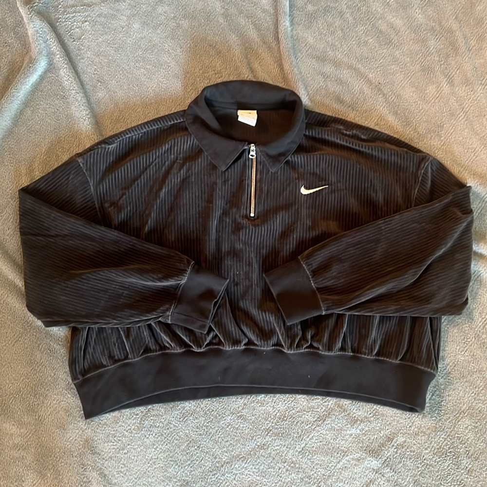 NIKE Velour cropped top